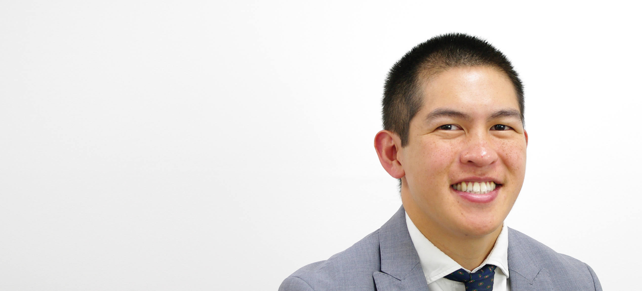 Dr Jason Lim Specialist Periodontist in Hornchurch, Essex